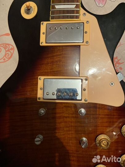 Электрогитара