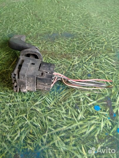 Переключатель поворотов Опель Вектра Б 1997г