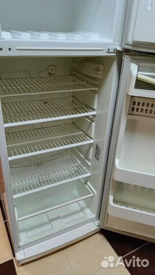 Холодильник Stinol no frost