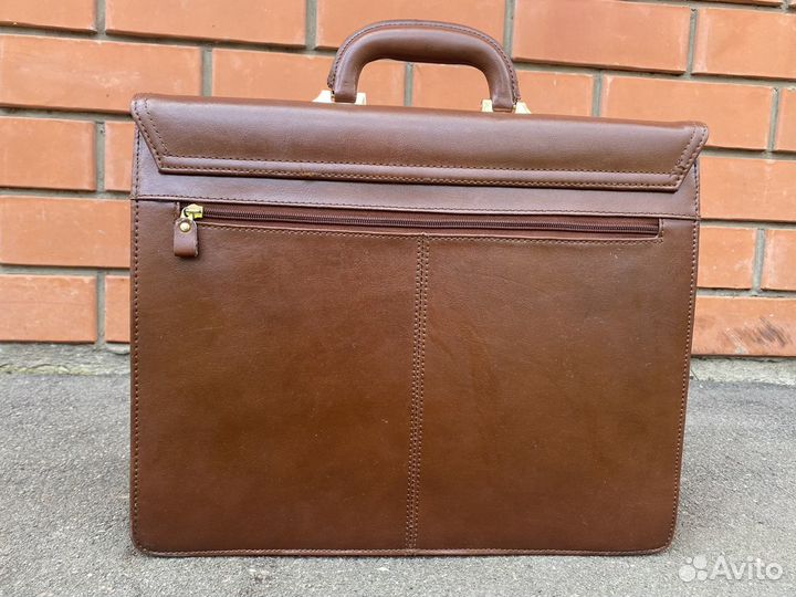 Мужской кожаный портфель