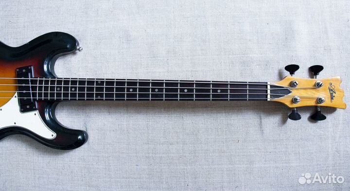 Aria Univox Hi-Flier Bass, Japan, 1968