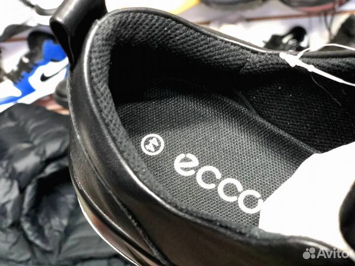 Кроссовки Ecco легкие