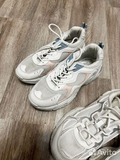 Кроссовки 37 размер, цена за 2