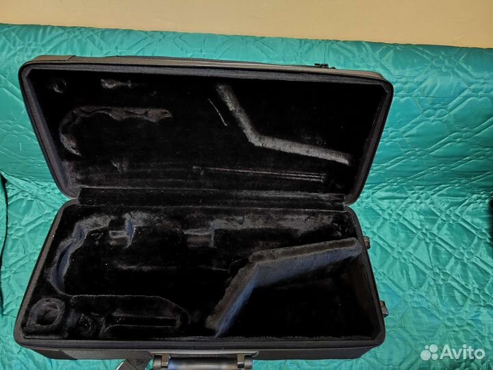 Футляр,кейс,чехол,чемодан для саксофона альта