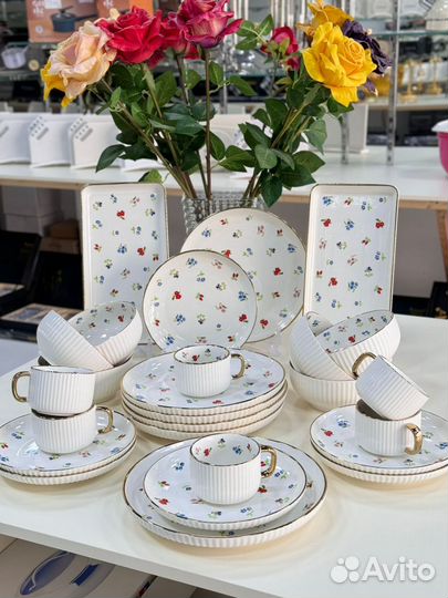 Сервиз на 6 персон Полевой цветок