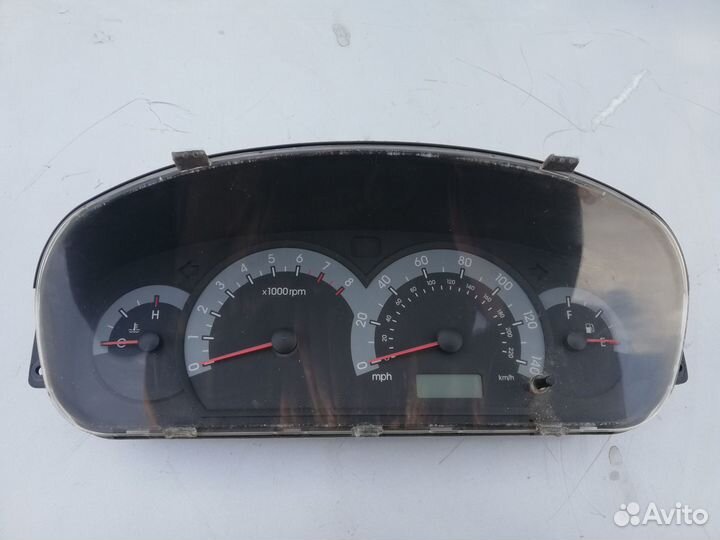 Щиток приборов Hyundai Elantra XD 2.0