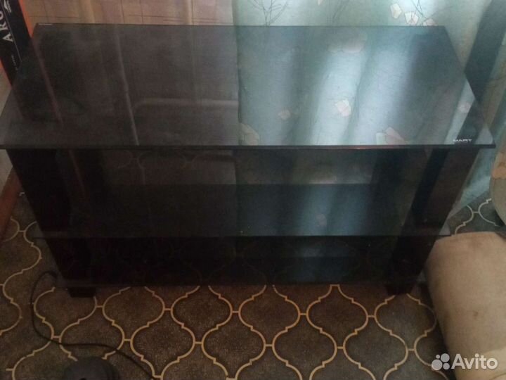 Стеклянная тумба