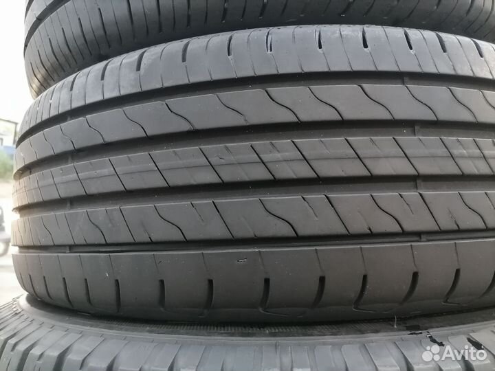 Goodyear EfficientGrip Performance 2 215/60 R17