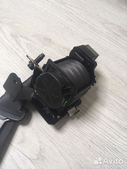 Ремень безопасности задний правый Kia Ceed SW jd