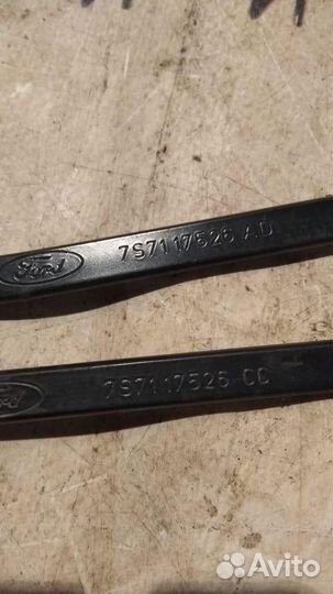 Поводок стеклоочистителя передний левый Ford Mond