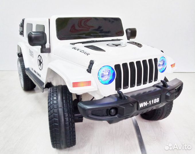Детский электромобиль jeep с багажником