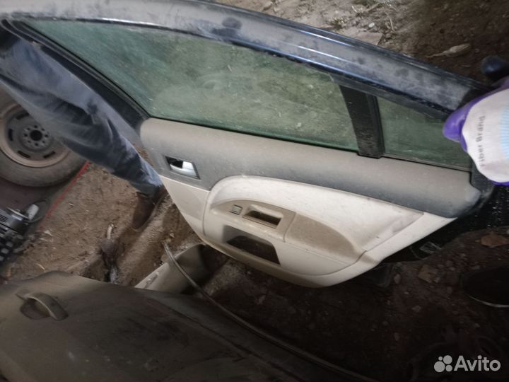 Дверь ford mondeo 3