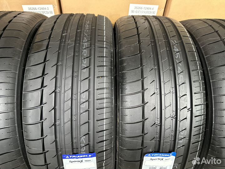 Triangle Sports TH201 235/35 R20 и 265/30 R20 94Y