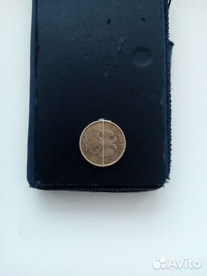 10 рублей 2012 года заводской брак