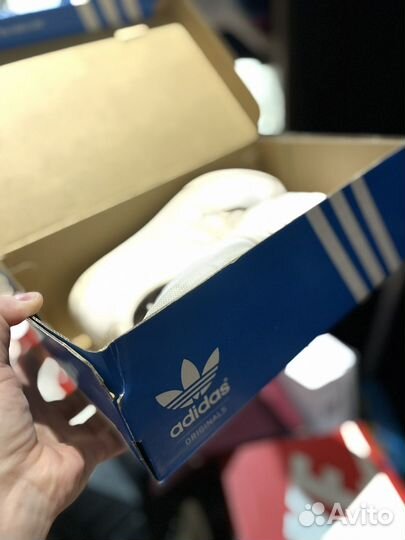 Кроссовки женские adidas