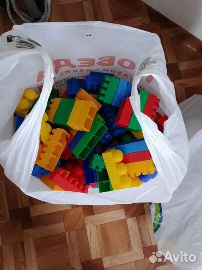 Развивающие игрушки