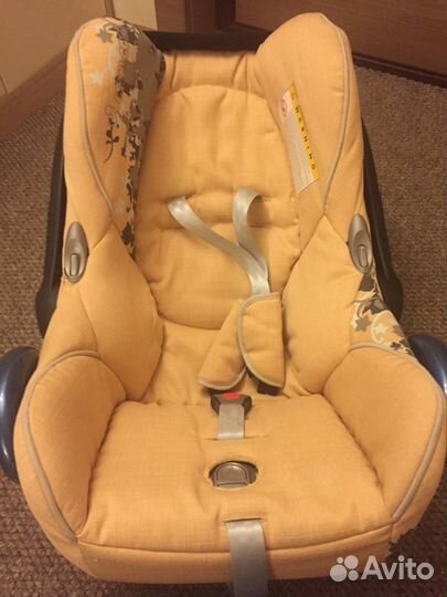 Автомобильное кресло-переноска Maxi-Cosi