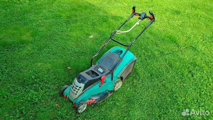 Газонокосилка Bosch Rotak 43 на запчасти