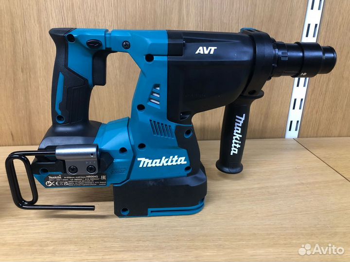 Аккумуляторный перфоратор XGT Makita HR004GZ Новый