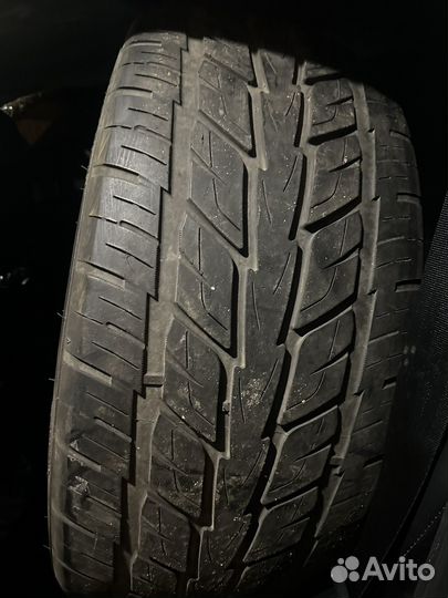 285/40 r22