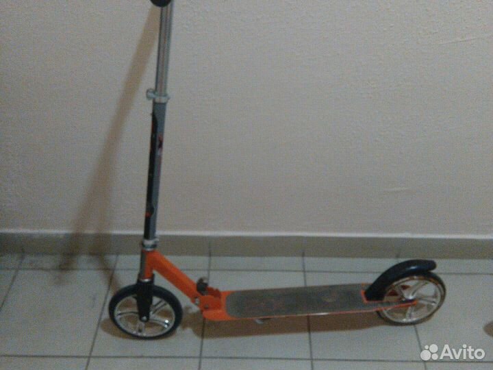 Самокат большими колесами