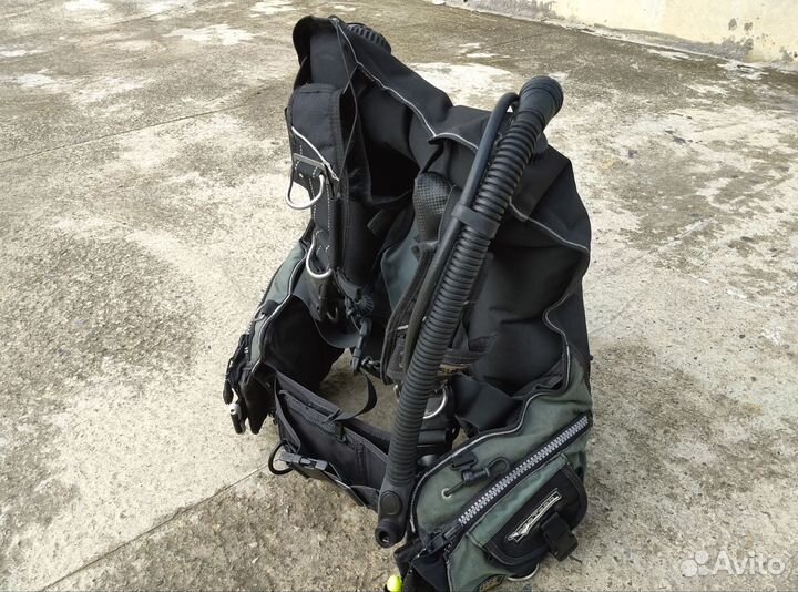 Жилет компенсатор плавучести