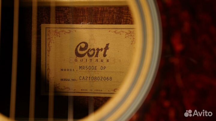Электро-акустическая гитара Cort MR500E-OP MR