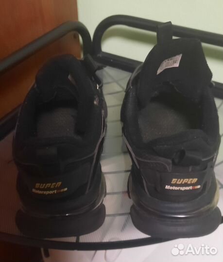 Кроссовки (много обуви)