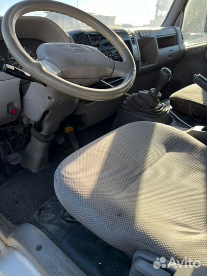 Hino 300 (Dutro), 2011