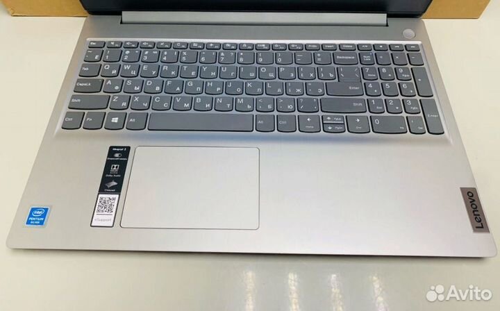 Новый ноутбук 4 ядра/8DDR4/SSD256 для работы/учебы