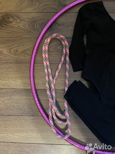 Обруч, скакалки, получешки, купальники, лосины