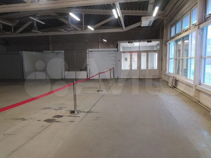 Торговая площадь, 300 м²