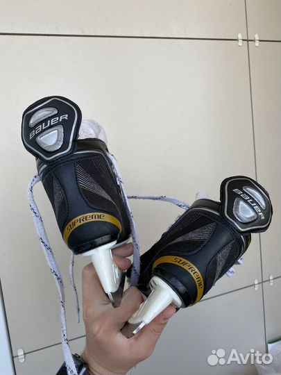 Хоккейные коньки bauer