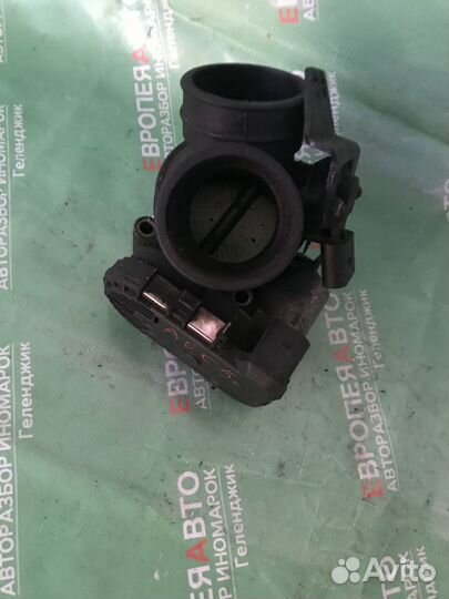 Дроссельная заслонка Audi A6 2004