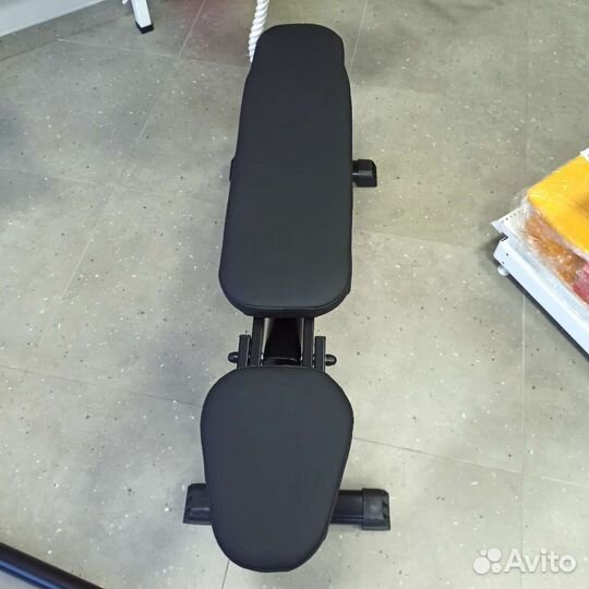 Скамья для жима штанги и гантелей