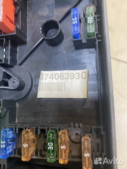 Volkswagen golf 5 6 BSE. Блок предохранителей