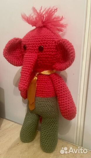Слон вязаный