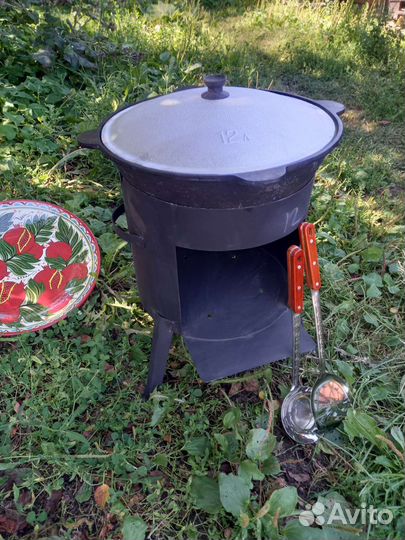 Казан чугунный 12 литров с печкой