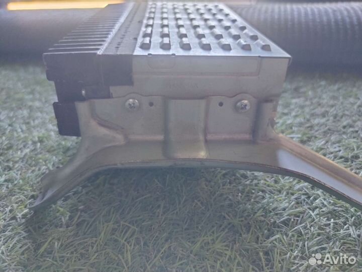 861000E010 усилитель музыки lexus RX 300/330/350