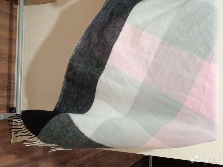 Платок 130 на 130 см зимний