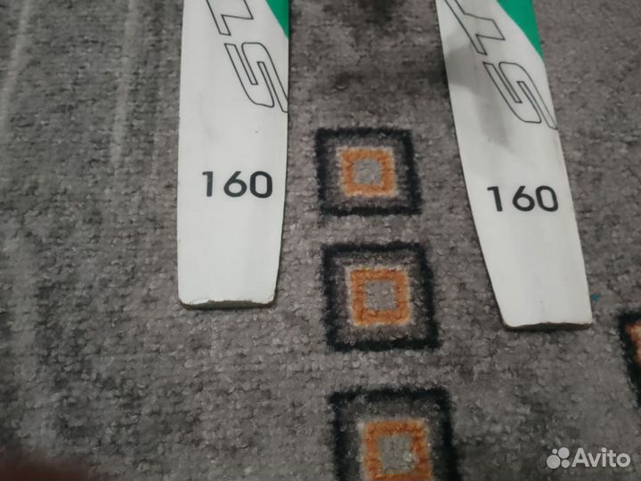 Беговые лыжи