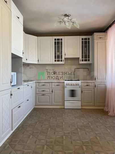 3-к. квартира, 90,8 м², 10/11 эт.