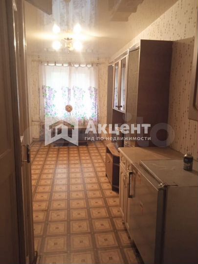 Комната 13 м² в 5-к., 3/3 эт.