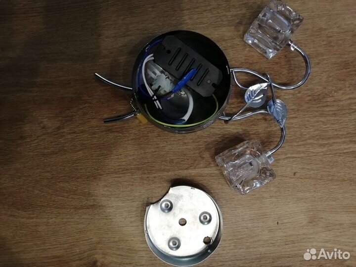 Настенный светильник бра