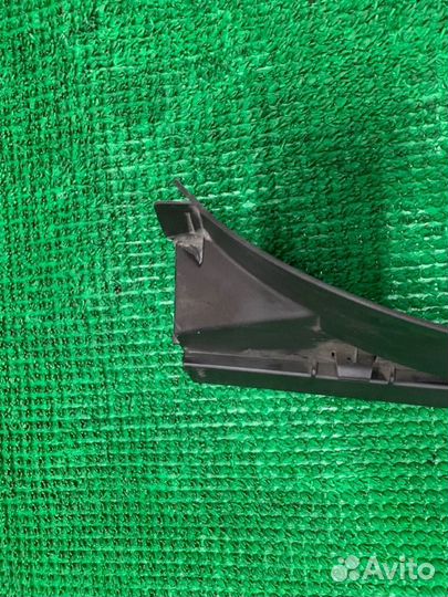 Диффузор радиатора Land Rover Range Rover L320