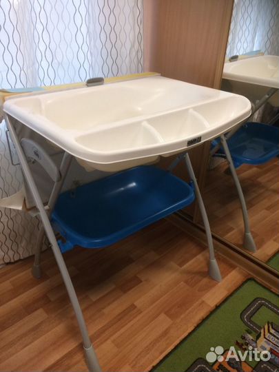 Стол пеленальный с ванночкой Cam