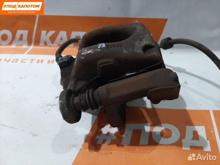 Суппорт тормозной передний правый BMW 1 E87 2007