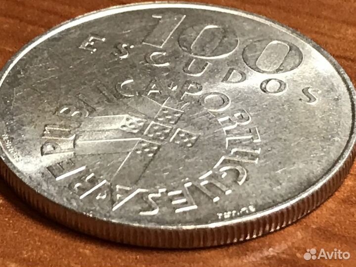 Серебро Португалия 1974 100 эскудо 18 грамм