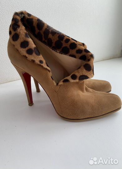 Оригинал Christian Louboutin 37 р. натур. замш