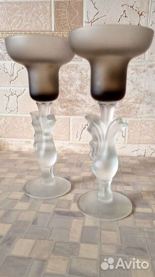 Подсвечник, остался один